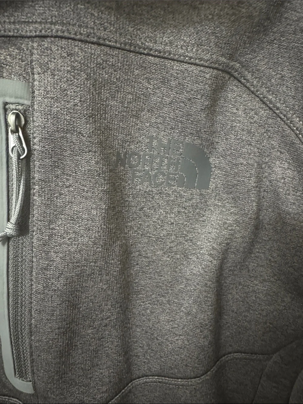 The North Face Men's Charcoal Gray Half-Zip Pullover